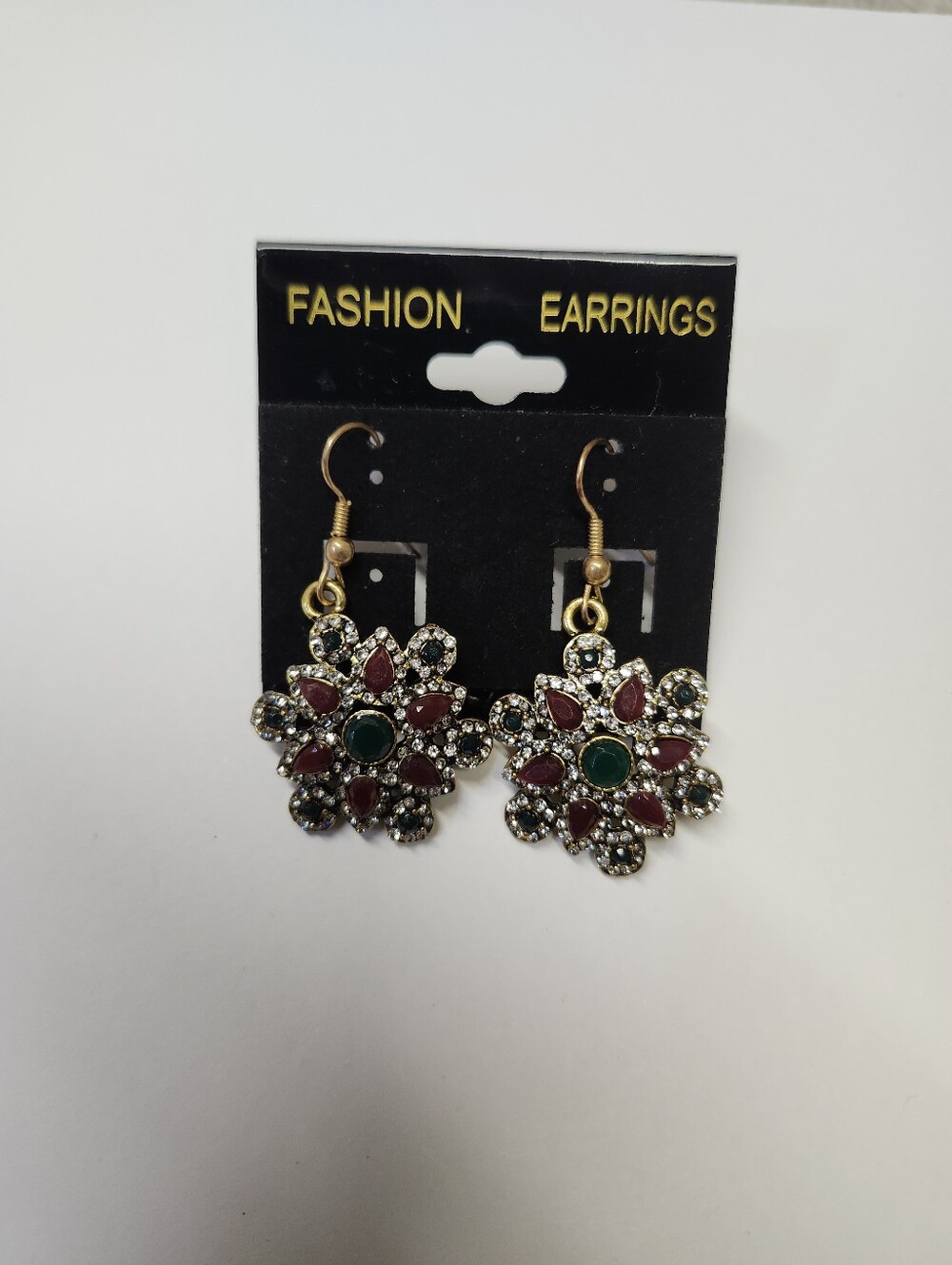 • Fashion Earrings Drop Dangle Floral Flower Gold Tone
